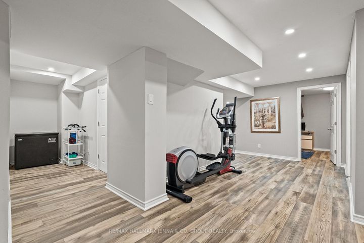 Photo 36 at 803 Logperch Circle, Nepean (Half Moon Bay), Ottawa