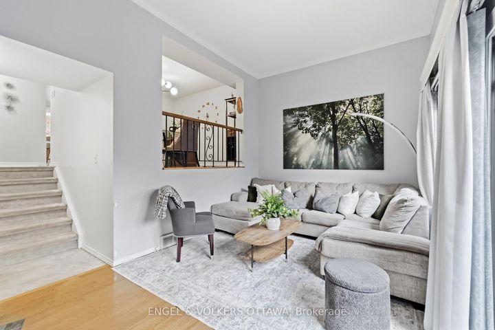 Photo 10 at 18 - 2 Bertona Street, Nepean (Manordale), Ottawa