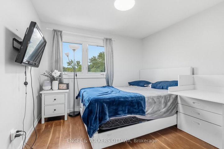 Photo 27 at 18 - 2 Bertona Street, Nepean (Manordale), Ottawa