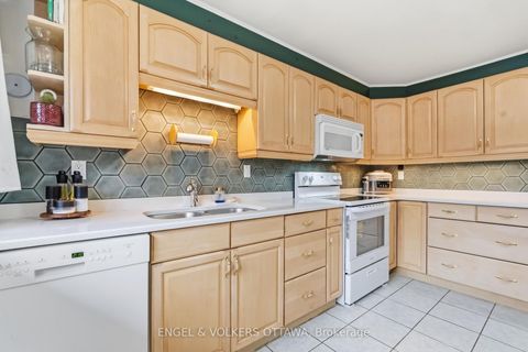 Photo 19 at 18 - 2 Bertona Street, Nepean (Manordale), Ottawa