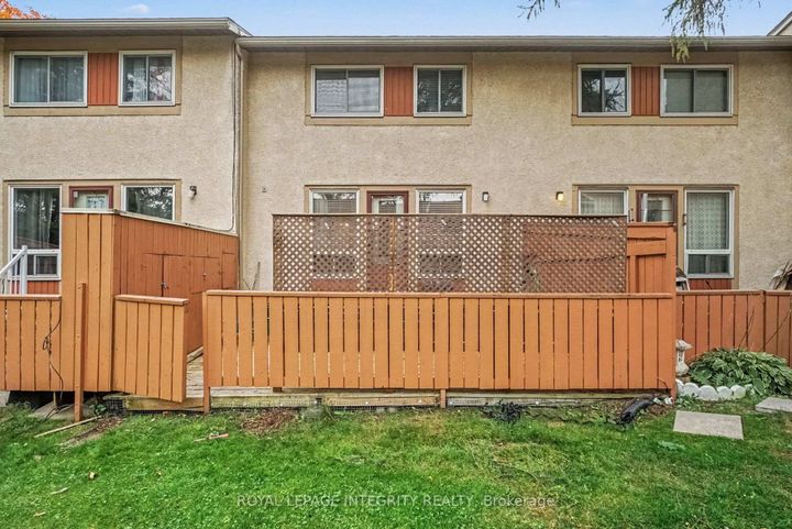 Photo 33 at C - 33 Woodfield Drive, Nepean (Merivale Industrial Park), Ottawa
