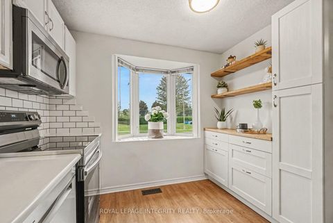 Photo 5 at C - 33 Woodfield Drive, Nepean (Merivale Industrial Park), Ottawa