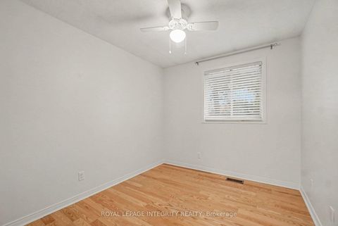 Photo 23 at C - 33 Woodfield Drive, Nepean (Merivale Industrial Park), Ottawa