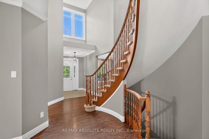 Photo 3 at 229 Marjan Crescent, Nepean (Hearts Desire), Ottawa