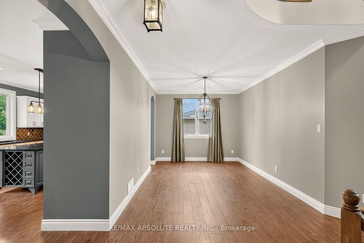 Photo 7 at 229 Marjan Crescent, Nepean (Hearts Desire), Ottawa
