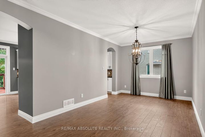 Photo 8 at 229 Marjan Crescent, Nepean (Hearts Desire), Ottawa