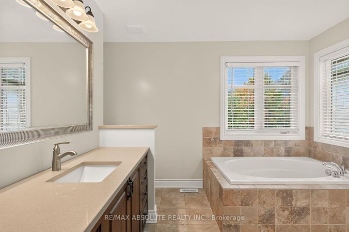 Photo 28 at 229 Marjan Crescent, Nepean (Hearts Desire), Ottawa