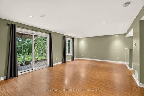 Photo 33 at 229 Marjan Crescent, Nepean (Hearts Desire), Ottawa