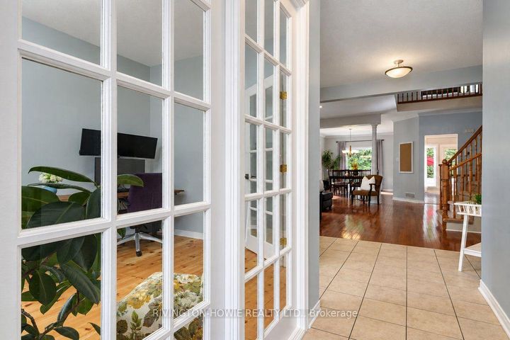 Photo 3 at 8 Colindale Avenue, Nepean (Longfields), Ottawa