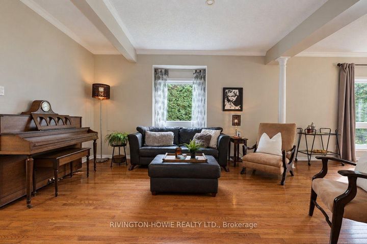 Photo 6 at 8 Colindale Avenue, Nepean (Longfields), Ottawa