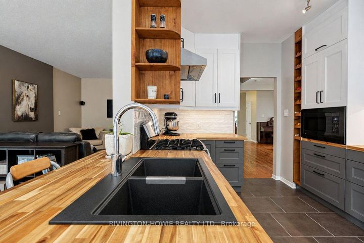 Photo 19 at 8 Colindale Avenue, Nepean (Longfields), Ottawa