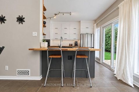 Photo 13 at 8 Colindale Avenue, Nepean (Longfields), Ottawa