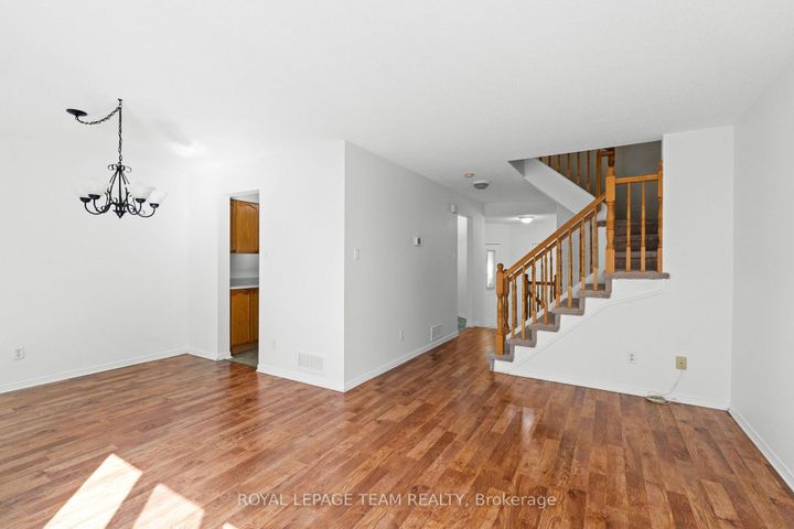 Photo 7 at 106 Woodpark Way, Nepean (Longfields), Ottawa