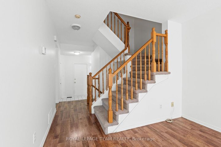 Photo 14 at 106 Woodpark Way, Nepean (Longfields), Ottawa