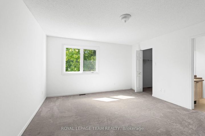 Photo 16 at 106 Woodpark Way, Nepean (Longfields), Ottawa
