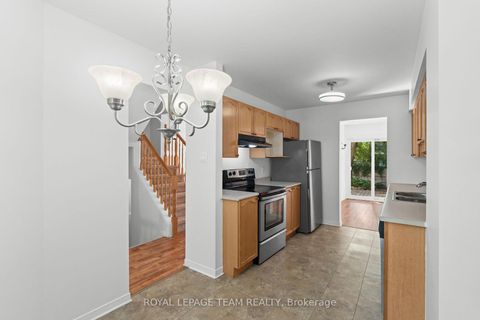Photo 11 at 106 Woodpark Way, Nepean (Longfields), Ottawa