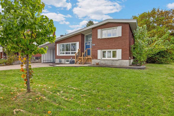 Photo 2 at 114 Meadowlands Drive W, Nepean (Meadowlands/Crestview), Ottawa