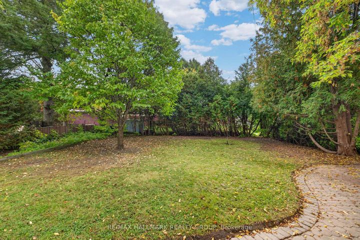 Photo 42 at 114 Meadowlands Drive W, Nepean (Meadowlands/Crestview), Ottawa