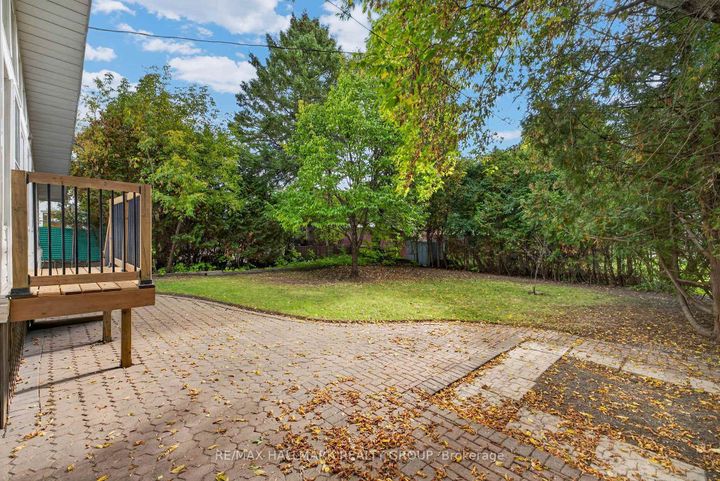 Photo 43 at 114 Meadowlands Drive W, Nepean (Meadowlands/Crestview), Ottawa
