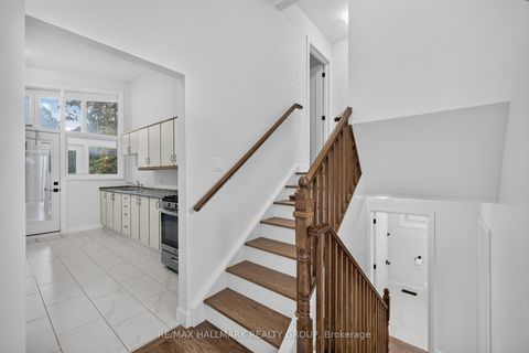 Photo 23 at 114 Meadowlands Drive W, Nepean (Meadowlands/Crestview), Ottawa