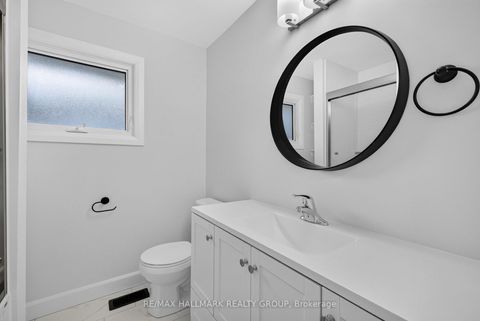 Photo 27 at 114 Meadowlands Drive W, Nepean (Meadowlands/Crestview), Ottawa