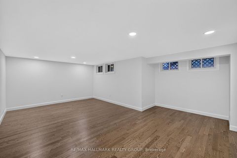 Photo 35 at 114 Meadowlands Drive W, Nepean (Meadowlands/Crestview), Ottawa