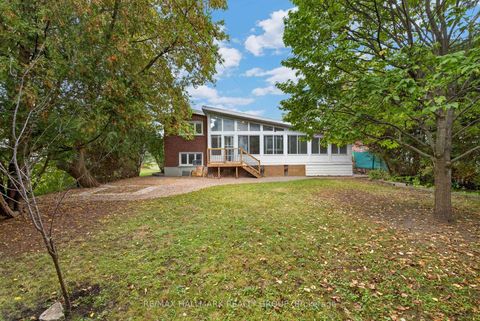 Photo 45 at 114 Meadowlands Drive W, Nepean (Meadowlands/Crestview), Ottawa
