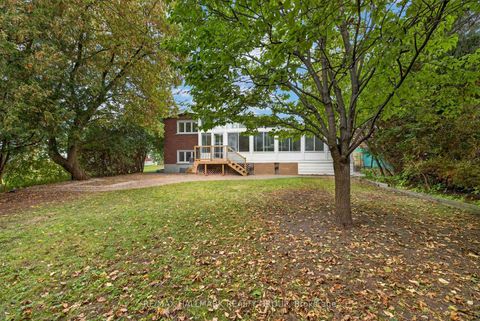 Photo 47 at 114 Meadowlands Drive W, Nepean (Meadowlands/Crestview), Ottawa