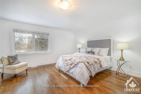 Photo 8 at 105 Montauk Pvt, Nepean (Carleton Heights), Ottawa