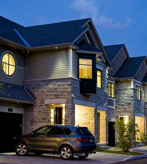 Photo 21 at 105 Montauk Pvt, Nepean (Carleton Heights), Ottawa