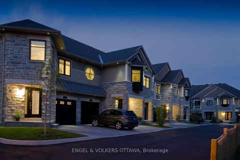Photo 25 at 105 Montauk Pvt, Nepean (Carleton Heights), Ottawa