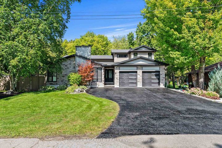 Photo 0 at 21 Revol Road, Nepean (Merivale Gardens), Ottawa