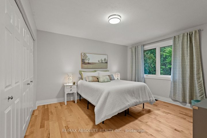 Photo 20 at 21 Revol Road, Nepean (Merivale Gardens), Ottawa