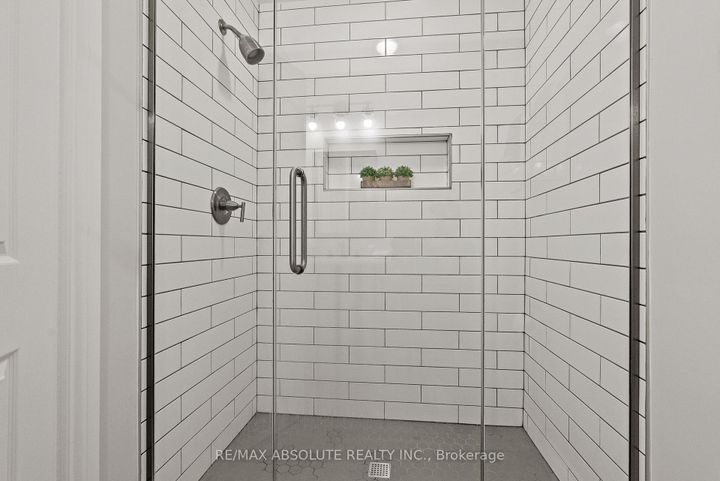 Photo 29 at 21 Revol Road, Nepean (Merivale Gardens), Ottawa
