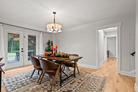 Photo 13 at 21 Revol Road, Nepean (Merivale Gardens), Ottawa