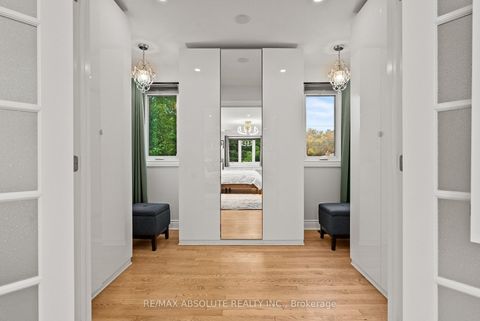 Photo 19 at 21 Revol Road, Nepean (Merivale Gardens), Ottawa