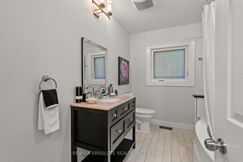 Photo 24 at 21 Revol Road, Nepean (Merivale Gardens), Ottawa