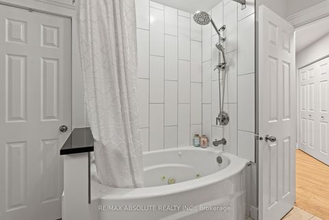 Photo 25 at 21 Revol Road, Nepean (Merivale Gardens), Ottawa