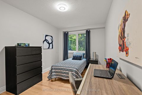 Photo 26 at 21 Revol Road, Nepean (Merivale Gardens), Ottawa