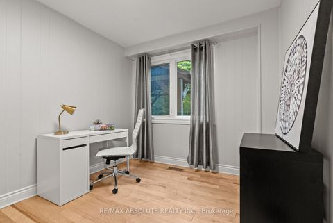 Photo 27 at 21 Revol Road, Nepean (Merivale Gardens), Ottawa