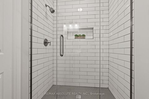 Photo 29 at 21 Revol Road, Nepean (Merivale Gardens), Ottawa