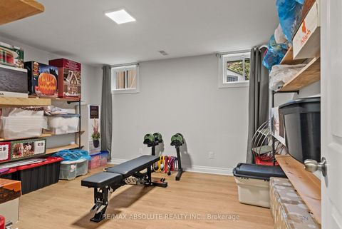 Photo 32 at 21 Revol Road, Nepean (Merivale Gardens), Ottawa