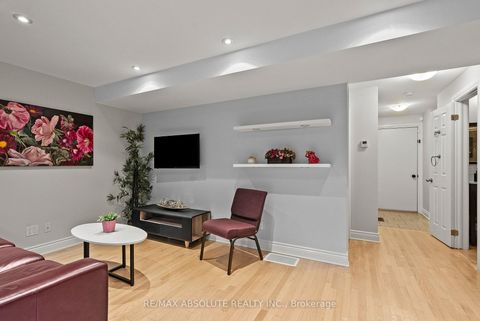 Photo 37 at 21 Revol Road, Nepean (Merivale Gardens), Ottawa