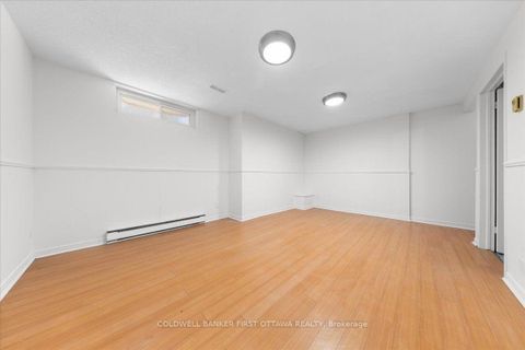Photo 14 at 2F CASTLEBROOK Lane, Nepean (Centrepointe), Ottawa