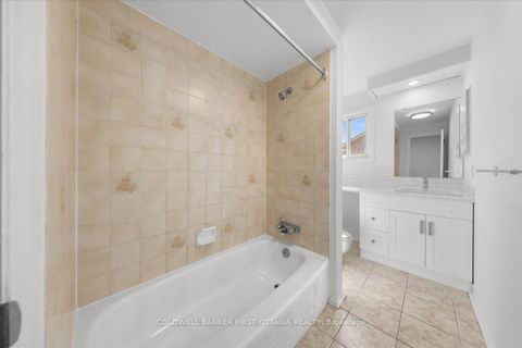 Photo 18 at 2F CASTLEBROOK Lane, Nepean (Centrepointe), Ottawa