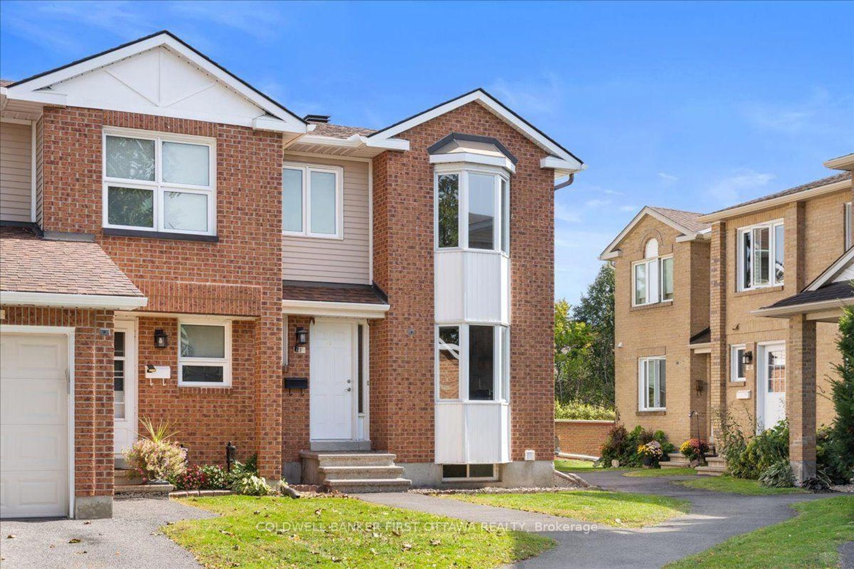 2F CASTLEBROOK Lane, Nepean (Centrepointe), Ottawa 