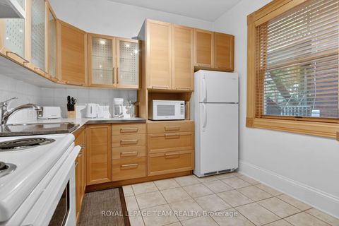 Photo 34 at 64 Delaware Avenue, Ottawa Centre/Golden Triangle, Ottawa