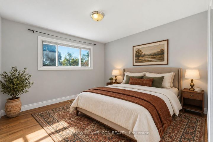 Photo 15 at 103 Harris Place, Nepean (Meadowlands/St. Claire Gardens), Ottawa