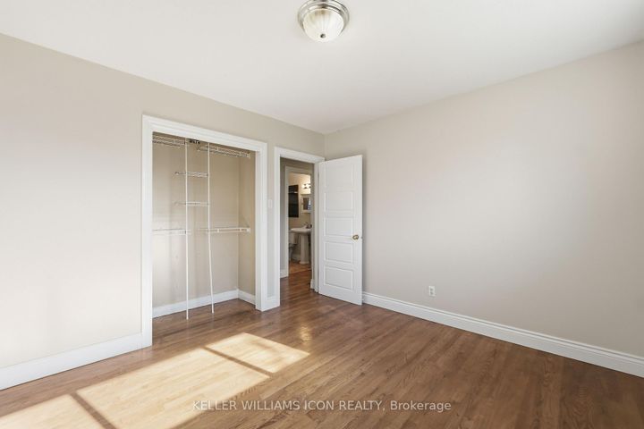Photo 18 at 103 Harris Place, Nepean (Meadowlands/St. Claire Gardens), Ottawa