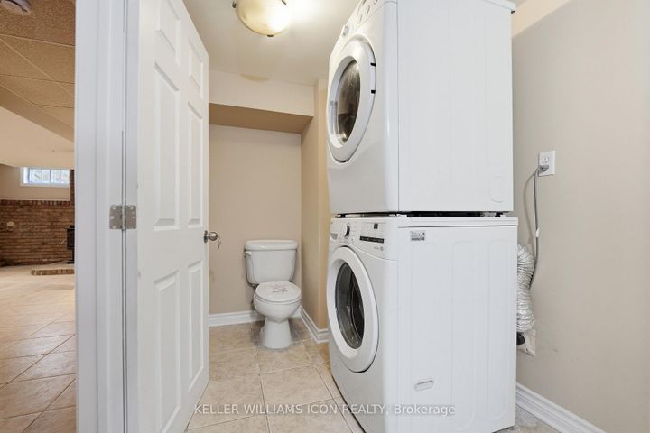 Photo 29 at 103 Harris Place, Nepean (Meadowlands/St. Claire Gardens), Ottawa